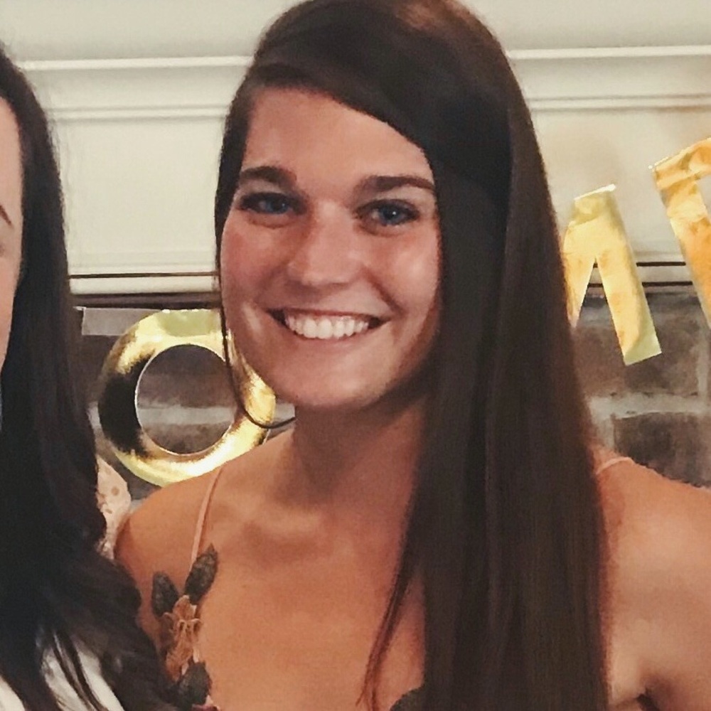 Meet your Posher, Lauren